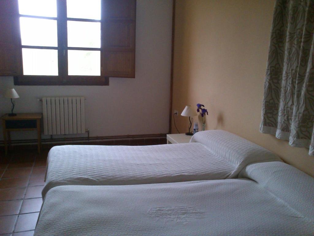 Casa Rural Morera Guest House Онтиниент Стая снимка
